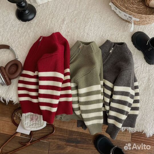 Свитер на молнии для мальчиков