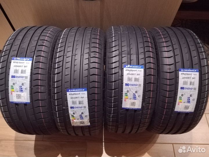 Triangle EffeXSport TH202 215/50 R17 95Y