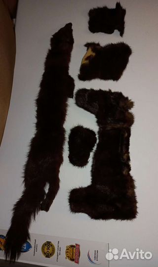 Шкурка и кусочки норки