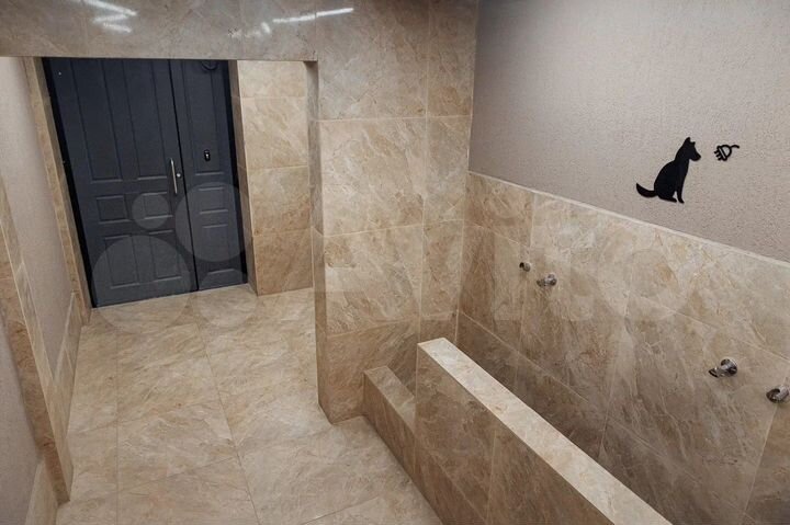 2-к. квартира, 56,8 м², 1/10 эт.