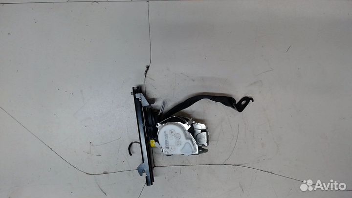 Ремень безопасности Mercedes E W212, 2010