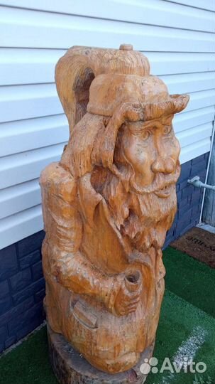 Скульптура из дерева ручной работы