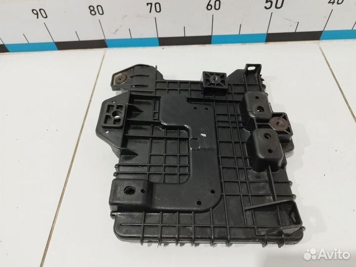 Крепление АКБ корпус/подставка RIO 2011-2017