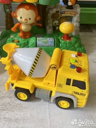 Игрушки Fisher price, Melissa and Dough