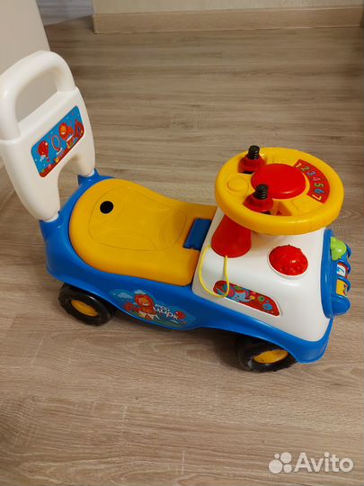 Машинка каталка толокар