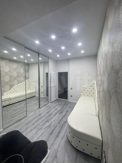 5-к. квартира, 237 м², 17/17 эт.