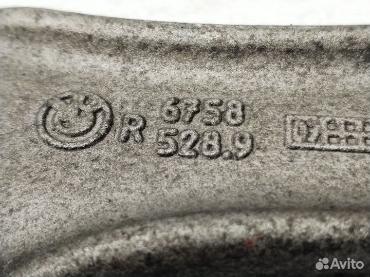 Кронштейн стабилизатора передний правый Bmw