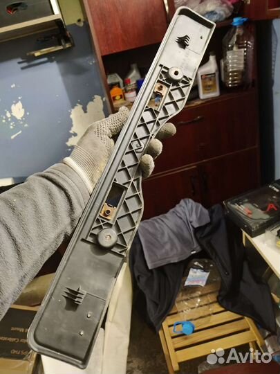 Площадка под номер Lexus Is200