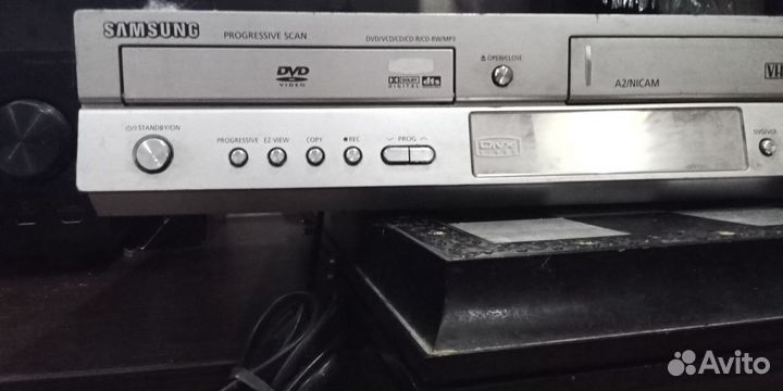DVD/VHS-плеер Samsung DVD-V7050K