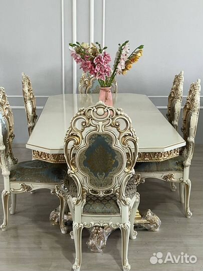 Столы и стулья для кухни новые