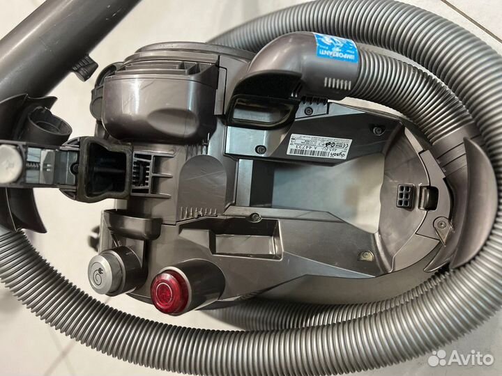 Пылесос Dyson DC23