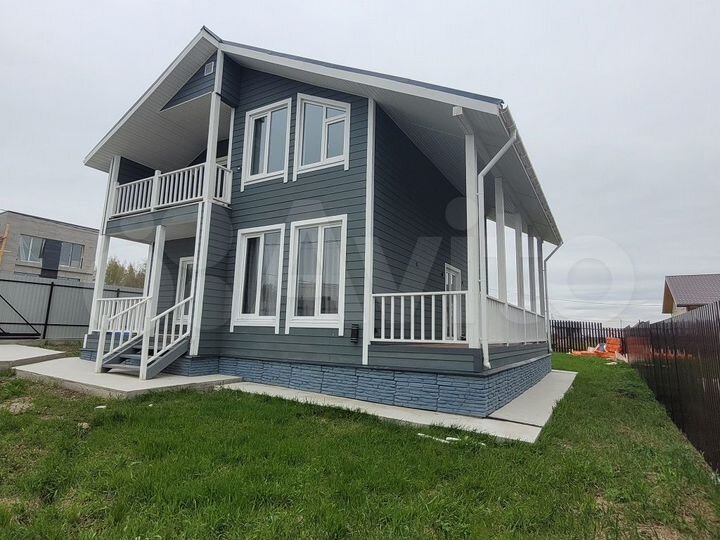 Дом 175 м² на участке 5 сот.