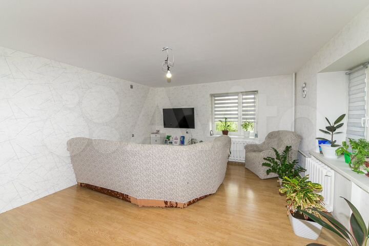 4-к. квартира, 122,8 м², 2/5 эт.