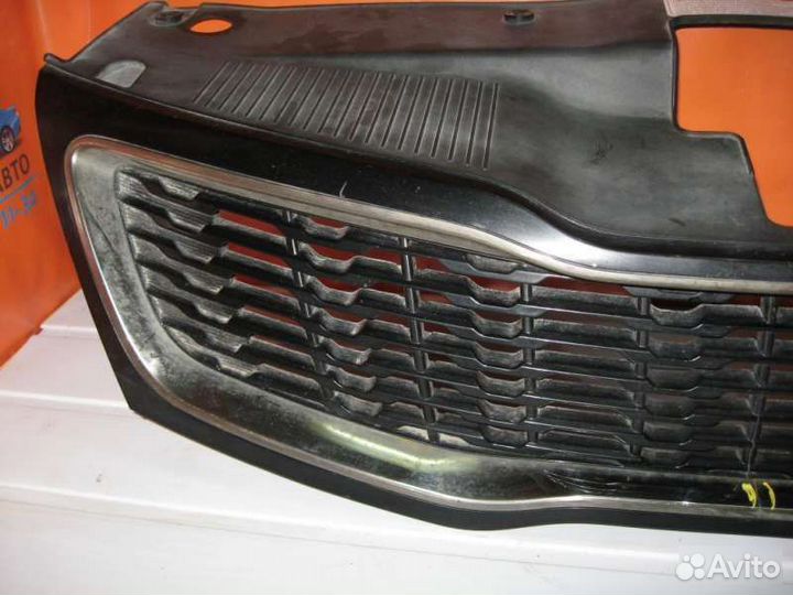 Решетка радиатора Kia Rio 2 2011-2015