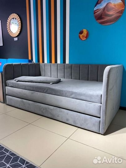 Кровать для ребенка/мягкая кровать/для подростка