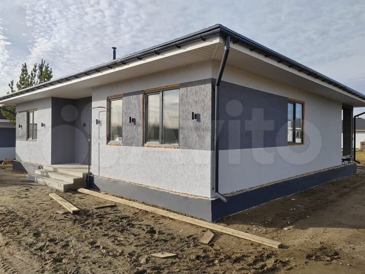 Дом 121,6 м² на участке 12 сот.