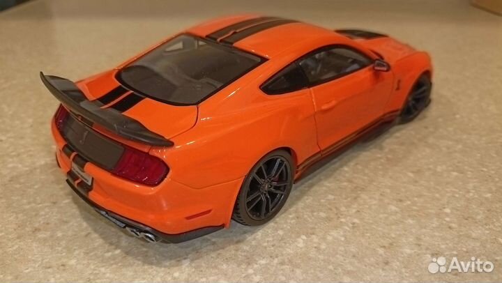 Mustang Shelby GT500 1:24