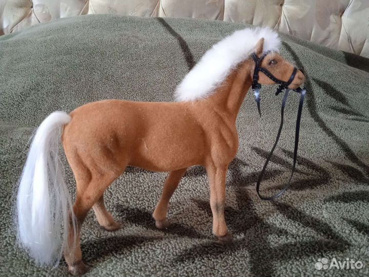 Игрушка лошадка