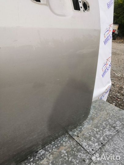 Suzuki liana дверь водительская