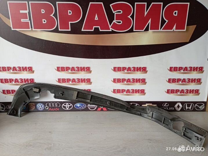 Накладка на крыло задняя левая Lexus Rx350 2010