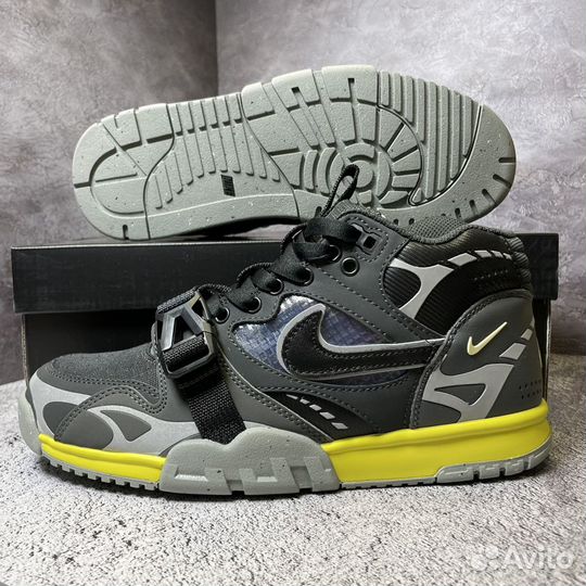 Кроссовки Nike Air Trainer 1 sp