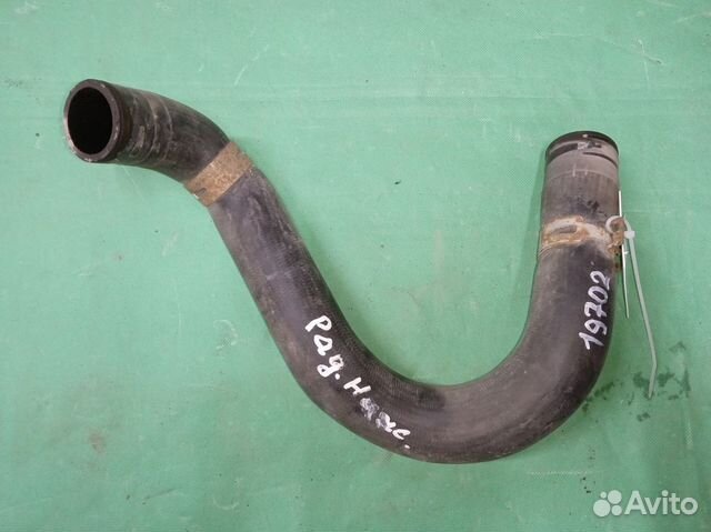 Toyota Avensis (T 270) III патрубок радиатора нижн