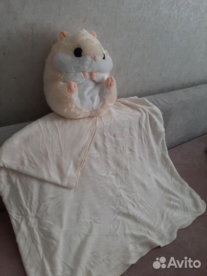 Мягкая игрушка с пледом