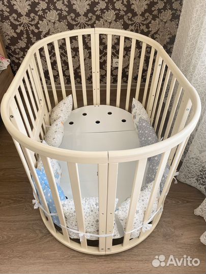 Детская кроватка