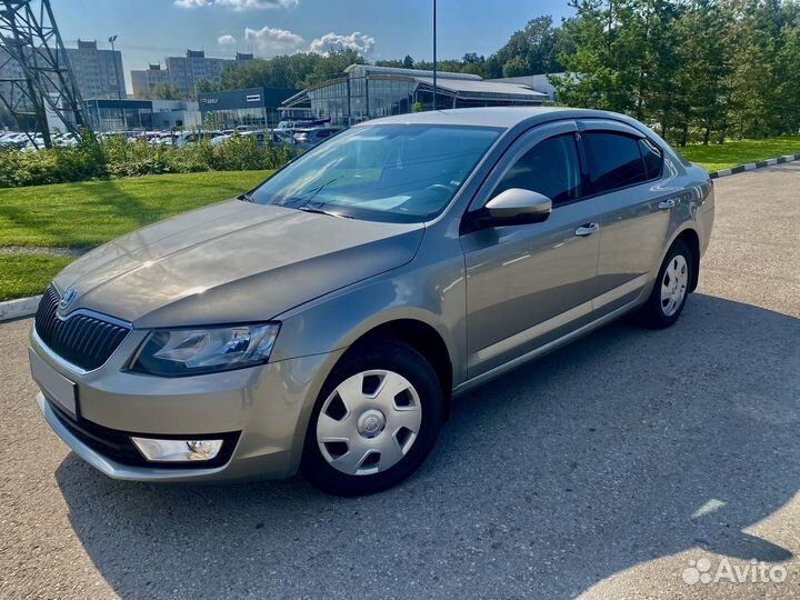 Skoda Octavia 1.6 AT, 2015, 132 040 км