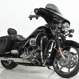 Harley-Davidson CVO Street Glide 2012г