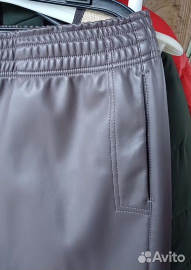 Брючный костюм женский 48 размер