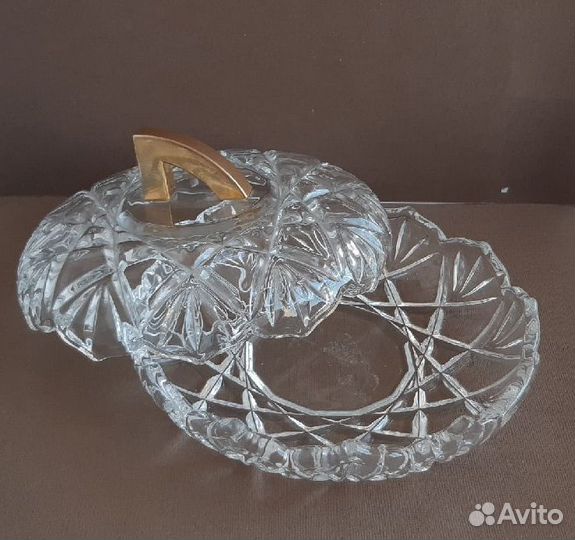 Ваза хрустальная