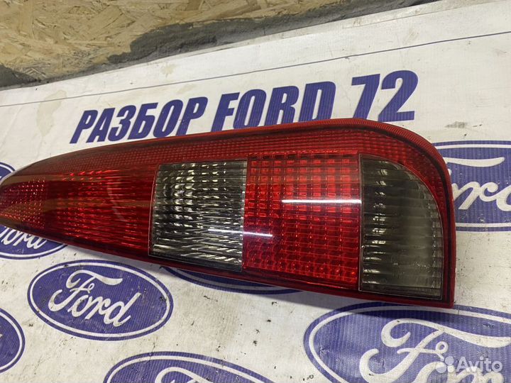 Фонарь правый стоп фара Ford Fusion