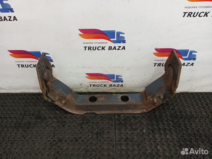 Траверса рамы поперечная под кпп Iveco Stralis