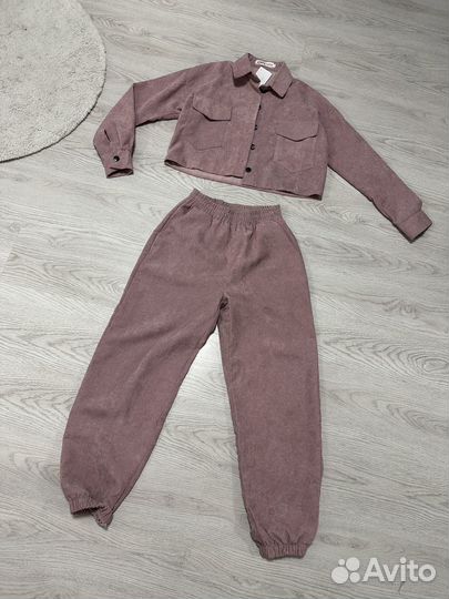 Костюм женский вельветовый