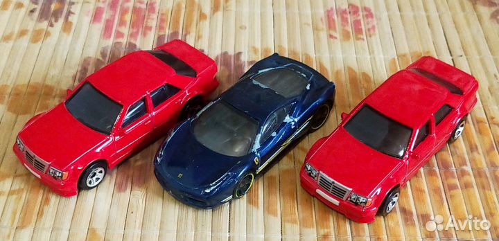 Машинки hot wheels