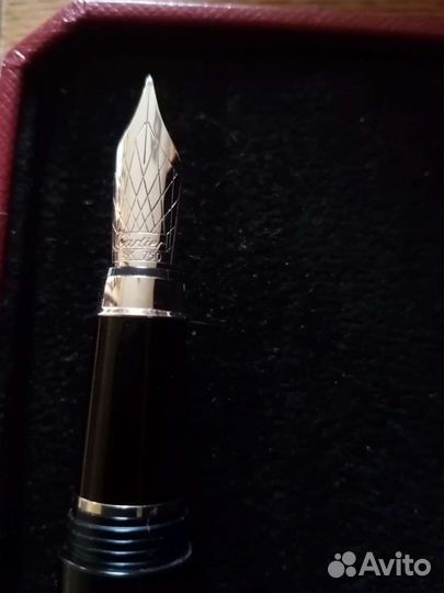 Перьевая ручка Roadster de Cartier