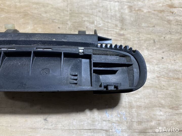 Ручка наружная Audi A4 B6 R150