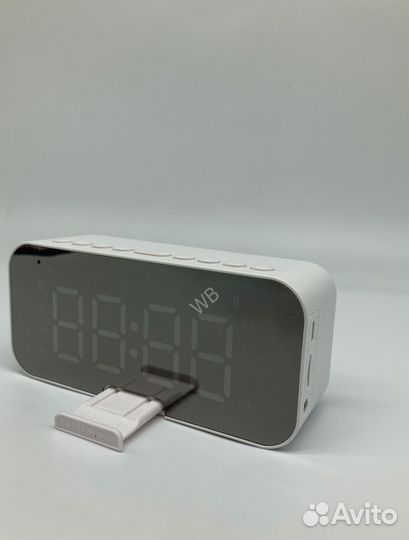 Часы с будильником