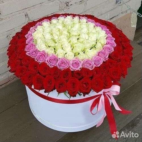 Розы в шляпной коробке