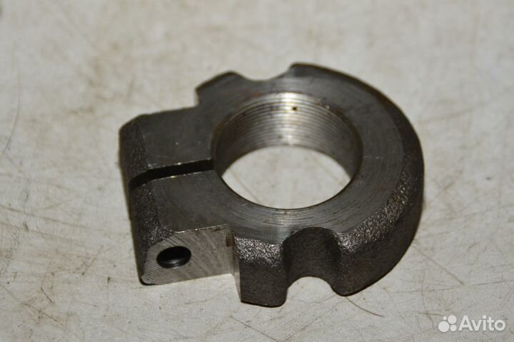 Гайка подшипников ступицы передней камаз 6520