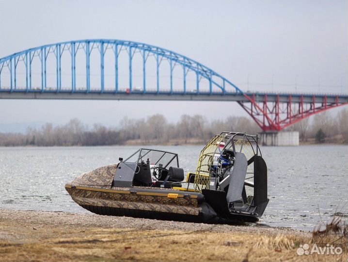 Аэролодка Alligator Raptor 590 200 л.с. Черная