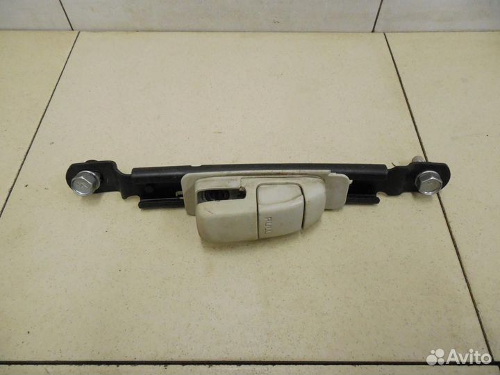 Механизм регулировки ремня безопасности Tiida (C11