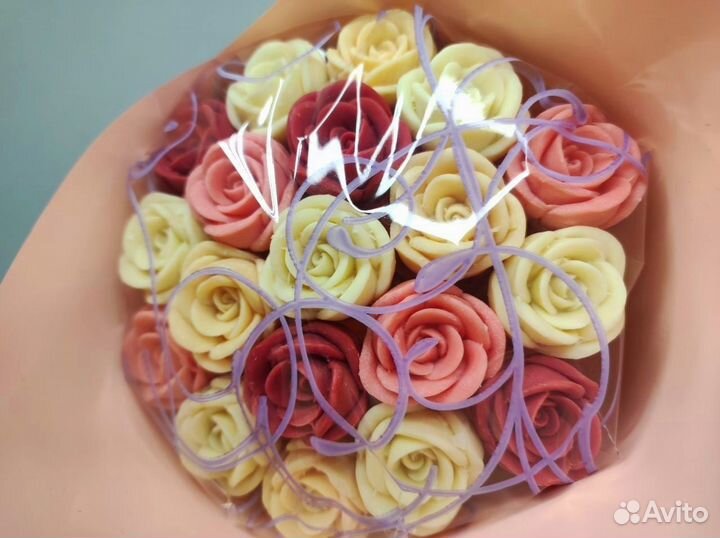 Розы из Белого Шоколада - 19 шт в Букете