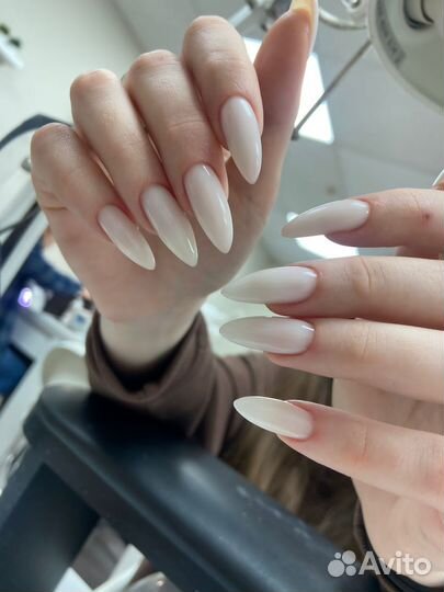 Маникюр, педикюр, наращивание ногтей