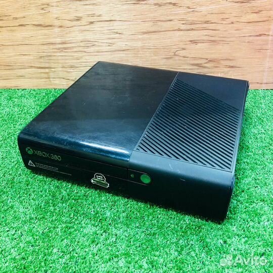 Игровая приставка Microsoft Xbox 360 250Gb (А)