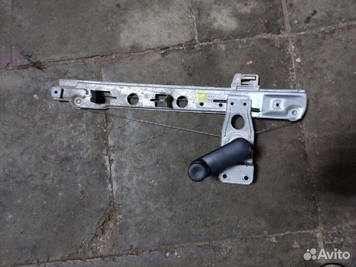 Стеклоподъемник задний левый Renault Megane 2