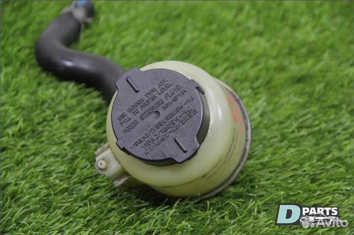 Бачок гур Nissan Skyline PV36-300760 VQ35DE 2007