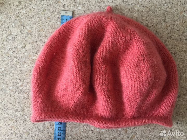 Берет шерстяной новый