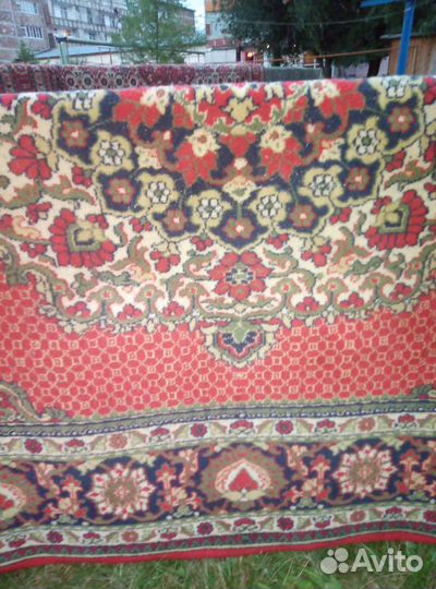 Ковер шерстяной